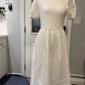 Elegant White Puff Sleeve Midi Dress